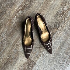 Beautiful Plaid Peep Toe BCB Girls Heels size 8.5